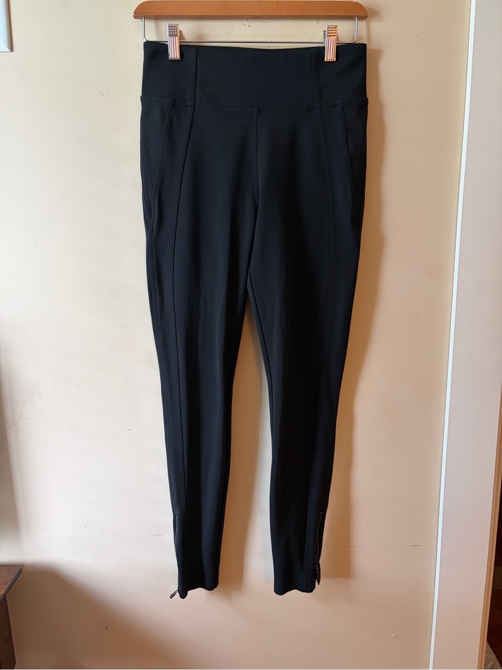 Athleta Black High-Rise Skinny Leggings